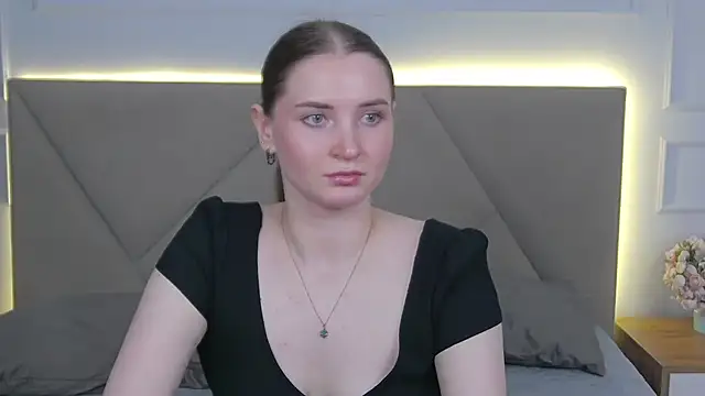 ArianaMilss' Live XXX Chat