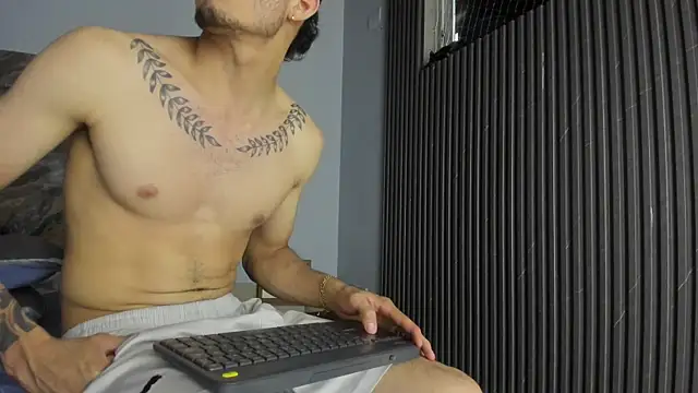Chat XXX Live James-06