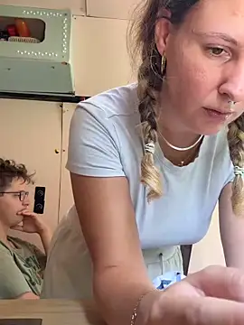 ancouple90s XXX чат на живо