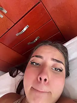 sarah_and_taylor Chat XXX in diretta