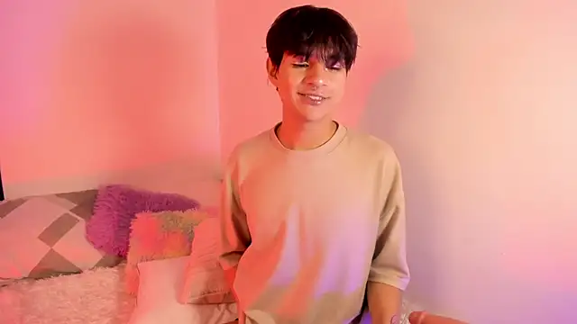 Aleaurarashii 现场XXX聊天