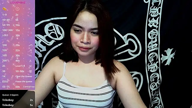 Chat XXX en directo de _preciousmoira_