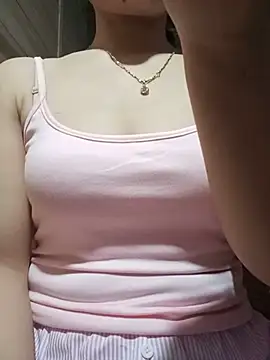 แชท XXX สดของ LucyyLy
