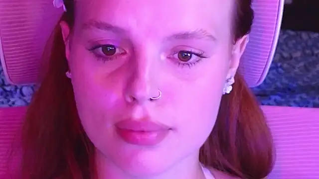 mollybossy Adlı Modelin Canlı XXX Sohbeti