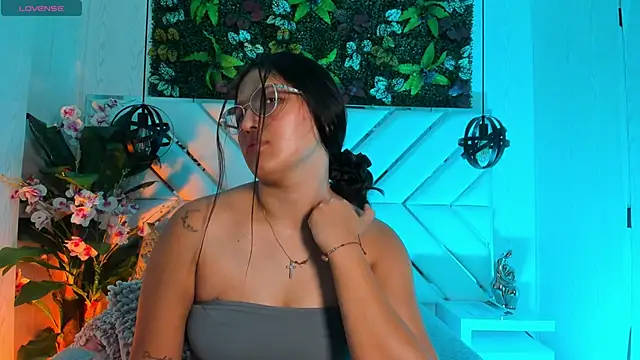 Janett_Moore Live XXX-Chat