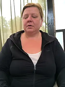 jusichka live XXX chat