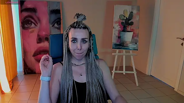 MonicaRiley XXX чат на живо