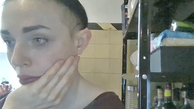 Trinsy_Love's Live XXX Chat