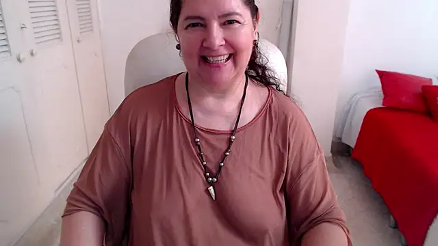 leonela_69 live XXX chat