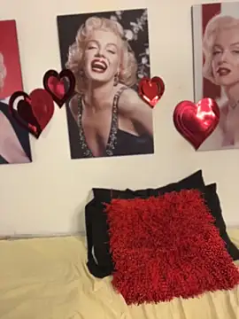 MiaBlonde1 Chat XXX in diretta