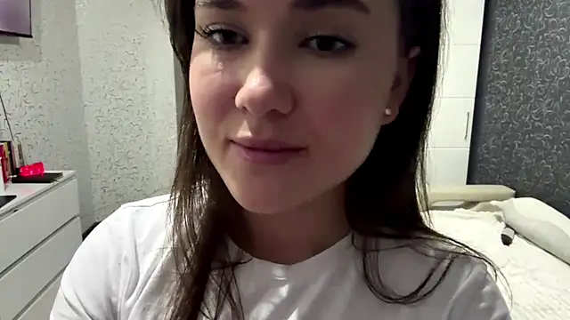 cuteshowy élő XXX-chatje