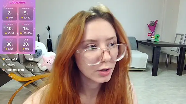 -Rin-Chan élő XXX-chatje