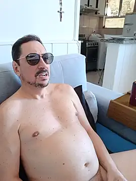Онлайн чат XXX FocussedFreckle
