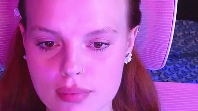 mollybossy XXX чат на живо