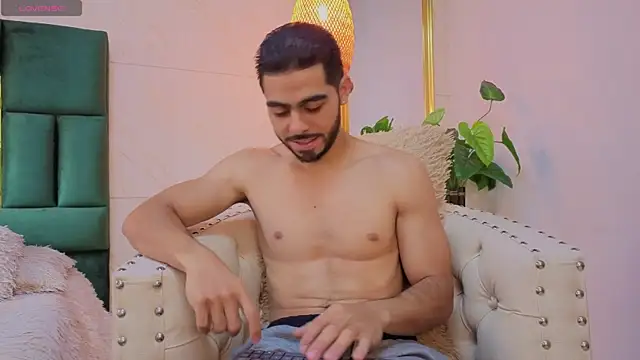 Онлайн чат XXX Markos_Miles