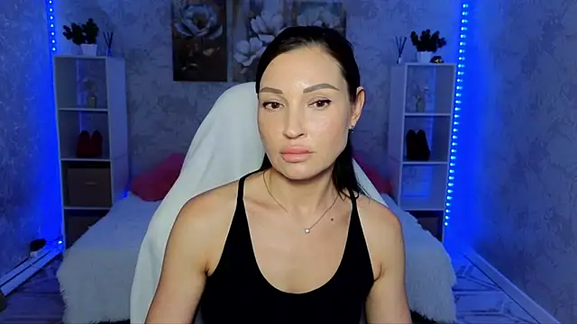 NikoleMills' Live XXX Chat