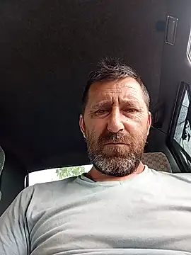 BZH45 Chat XXX live