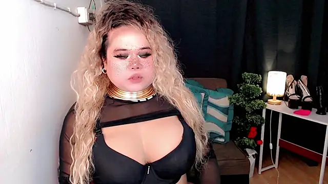 Chat +18 de Goddes12inchTS ao vivo