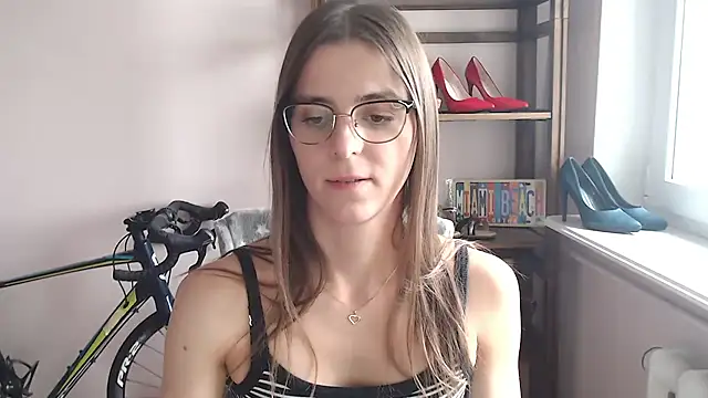 love_megi élő XXX-chatje