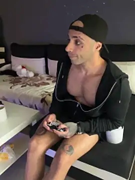 Mohdollmen Live XXX Chat