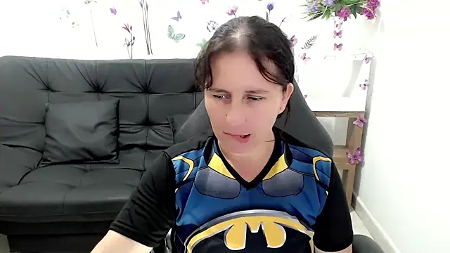 victoria_jones élő XXX-chatje