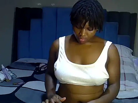 melanin_moon webkamerás műsora