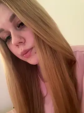 Marylallka5 élő XXX-chatje