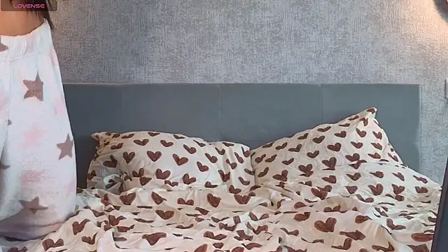 Živý XXX chat LushMirai