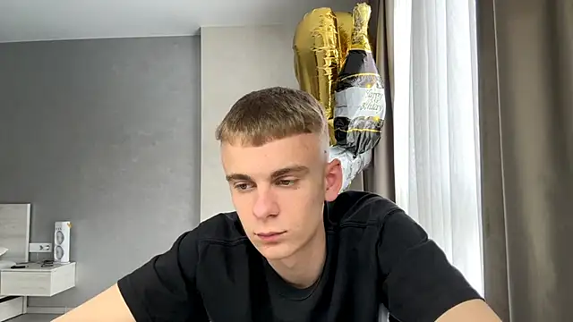 Онлайн чат XXX SoloFury