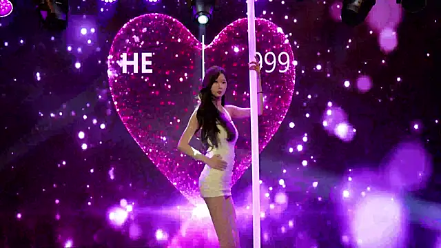 HE-999's Live XXX Chat