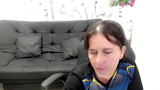 victoria_jonesn Live XXX chat