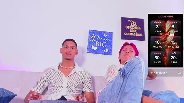 XXX chat uživo modela cipher_finn