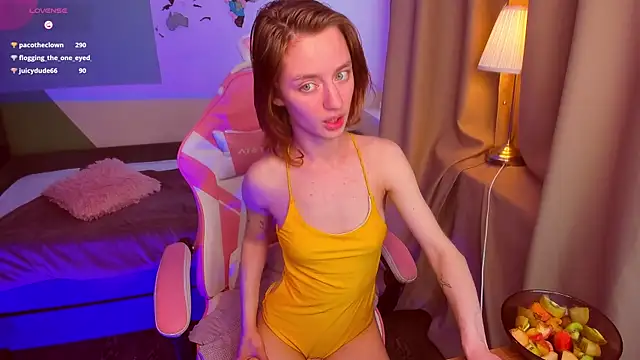 Pretty_Victoria élő XXX-chatje