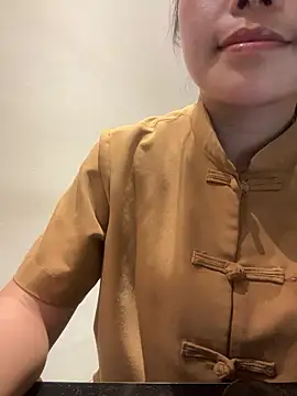 دردشة Bella_7777 الجنسية المباشرة