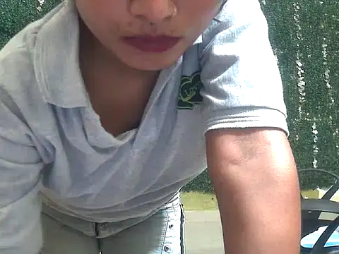 shallykaur élő XXX-chatje