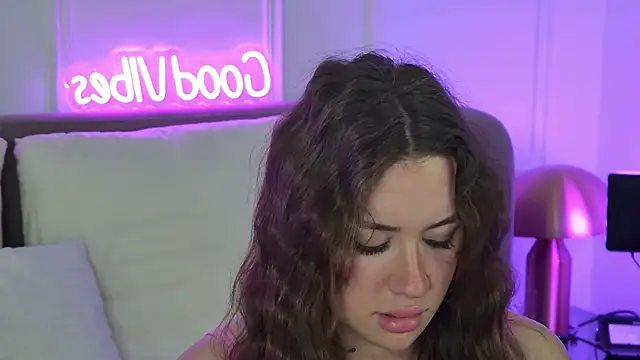 MeganStrane: απευθείας συνομιλία ΧΧΧ
