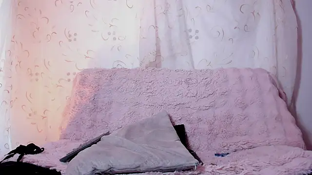 Chat XXX en directo de KuraiBi