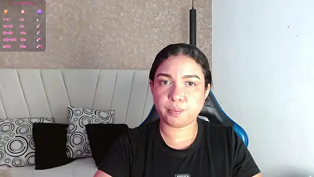 XXX chat uživo modela AliceSmity__