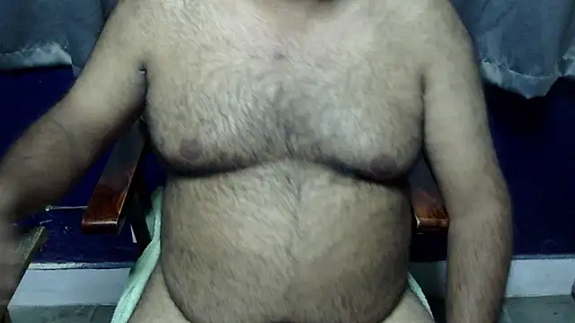 hairysubcub_70 Show Webcam