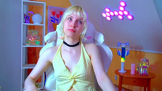 HannahHollis' Live XXX Chat