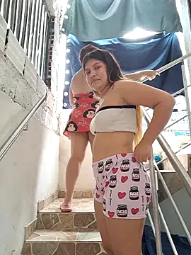 Czat XXX na żywo – royalgirls_x