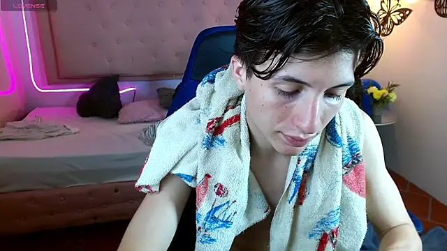 Chat XXX en directo de Marcoviolet