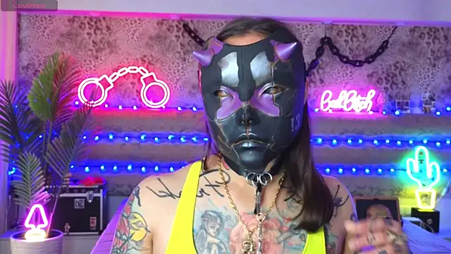 Cool_Freak_ élő XXX-chatje