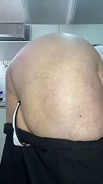 Chloee_Peach élő XXX-chatje