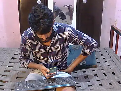 HotXKrish's Live XXX Chat