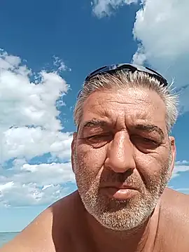 kevincumporn – Kamerová šou