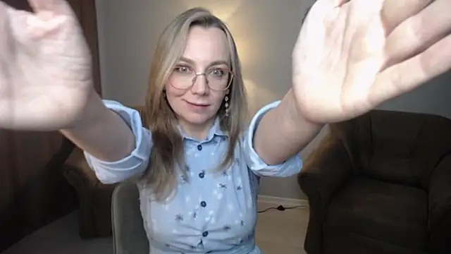 Ava_Elior élő XXX-chatje