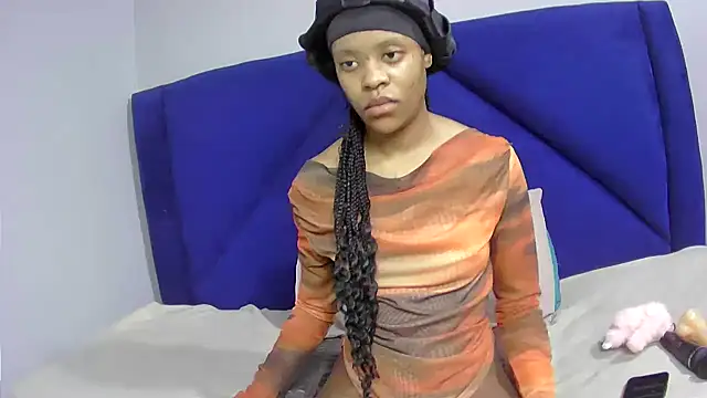 TheSexyBibi élő XXX-chatje