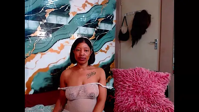 choclatelips_xxx élő XXX-chatje