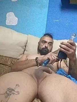 XXX chat uživo modela Clu83